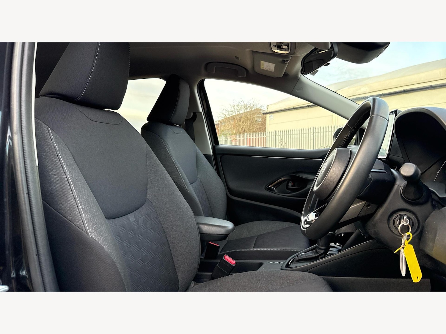 Used Toyota Yaris 2024 for sale - 76742456: Photo 13