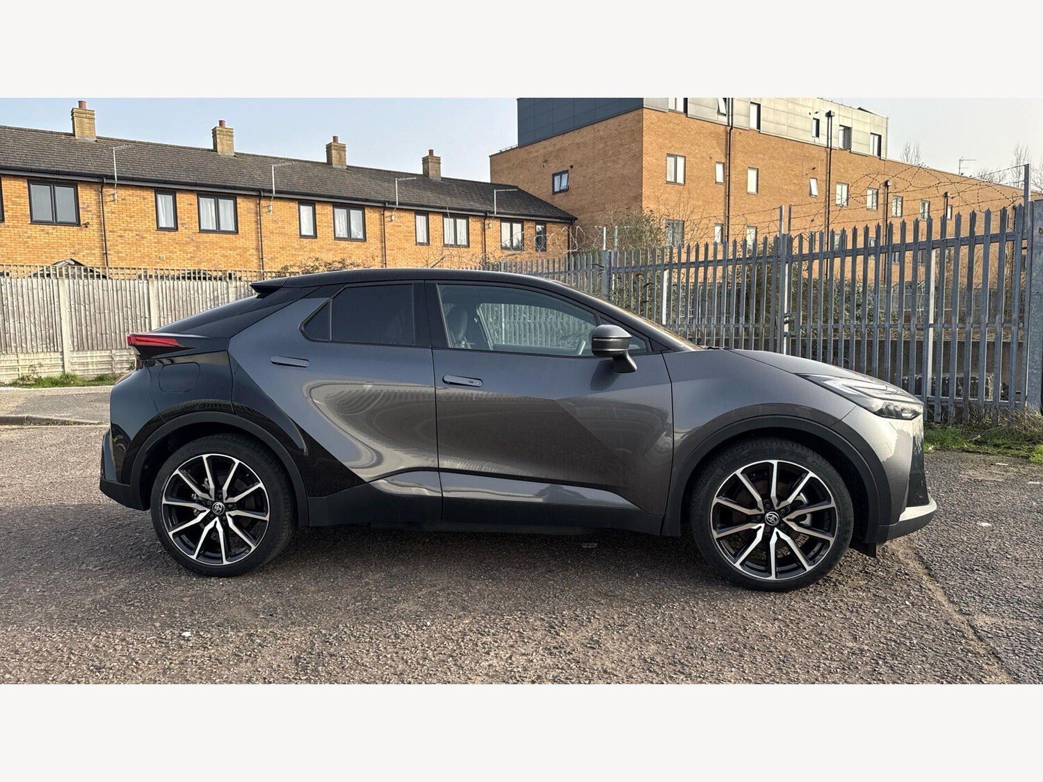 Used Toyota C-HR for sale - 77909767: Photo 18