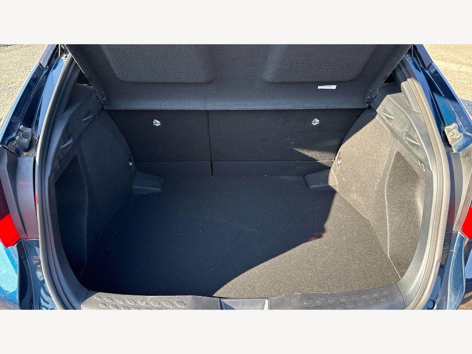 Used Toyota C-HR 2023 for sale - 77993258: Photo 16