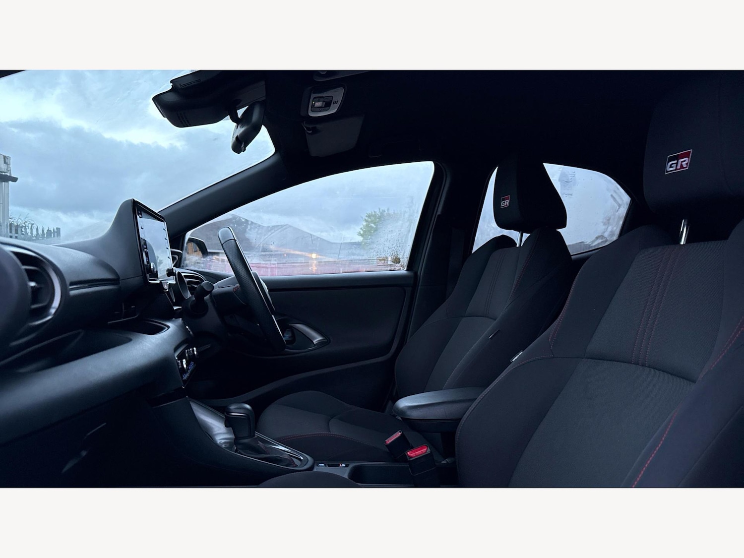 Used Toyota Yaris 2022 for sale - 76964905: Photo 12