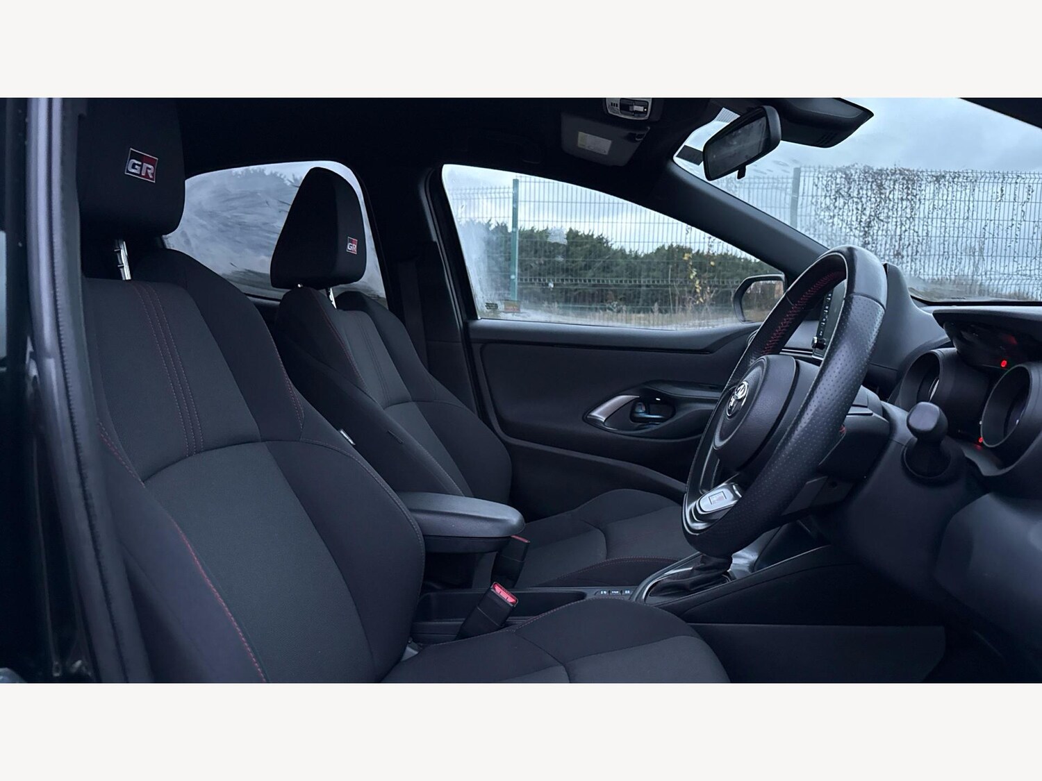 Used Toyota Yaris 2022 for sale - 76964905: Photo 13