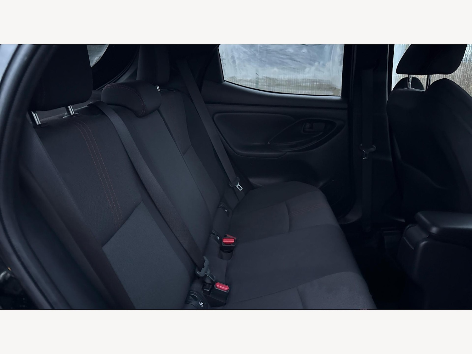 Used Toyota Yaris 2022 for sale - 76964905: Photo 14