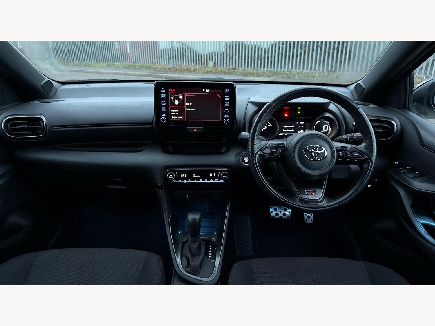 Used Toyota Yaris 2022 for sale - 76964905: Photo 7
