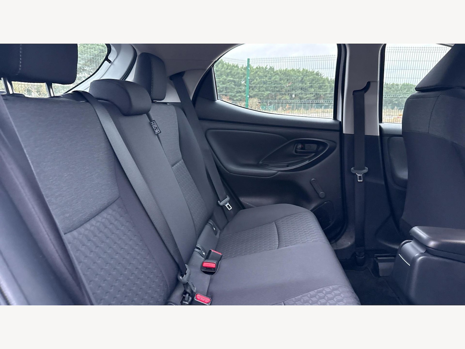 Used Toyota Yaris 2023 for sale - 77424869: Photo 14