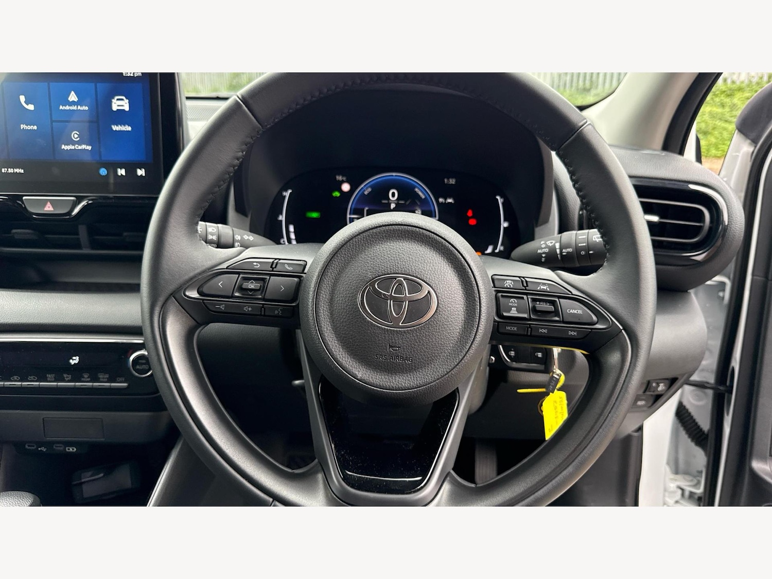 Used Toyota Yaris 2025 for sale - 76337450: Photo 10