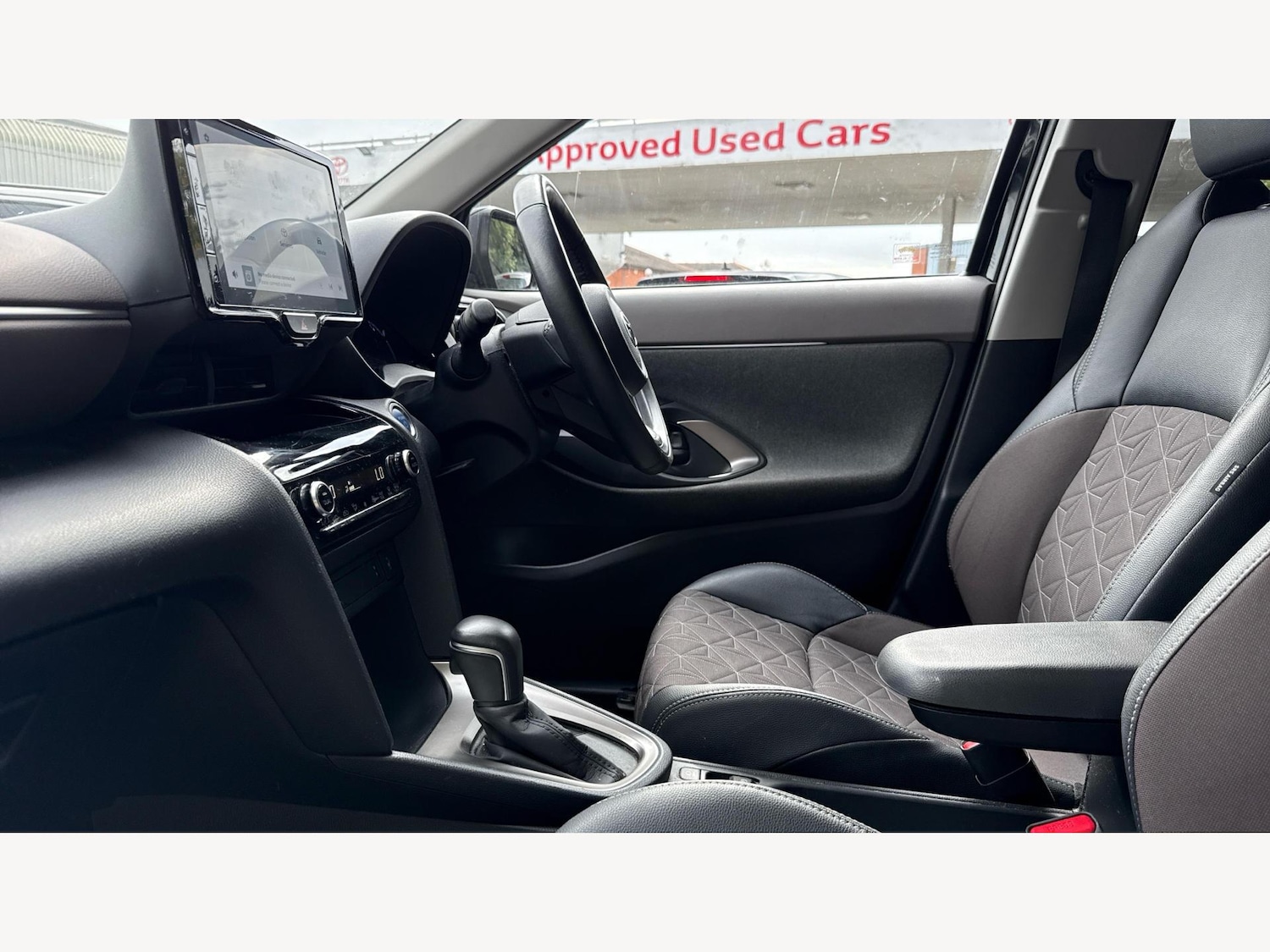 Used Toyota Yaris Cross 2021 for sale - 76174938: Photo 12