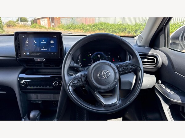 Used Toyota Yaris Cross 2024 for sale - 75247083: Photo 8