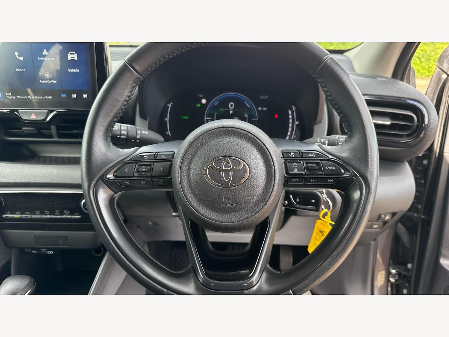 Used Toyota Yaris 2024 for sale - 76371042: Photo 10