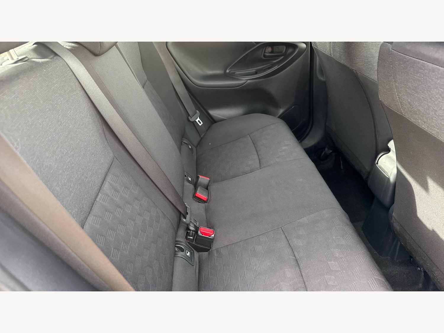 Used Toyota Yaris 2024 for sale - 76371042: Photo 14