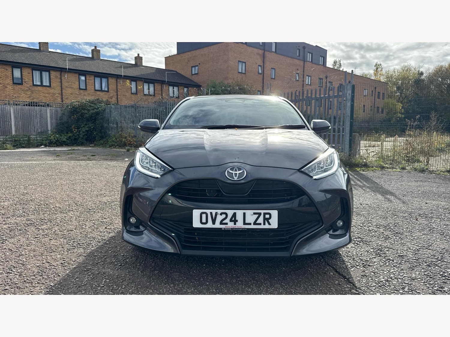 Used Toyota Yaris 2024 for sale - 76371042: Photo 17