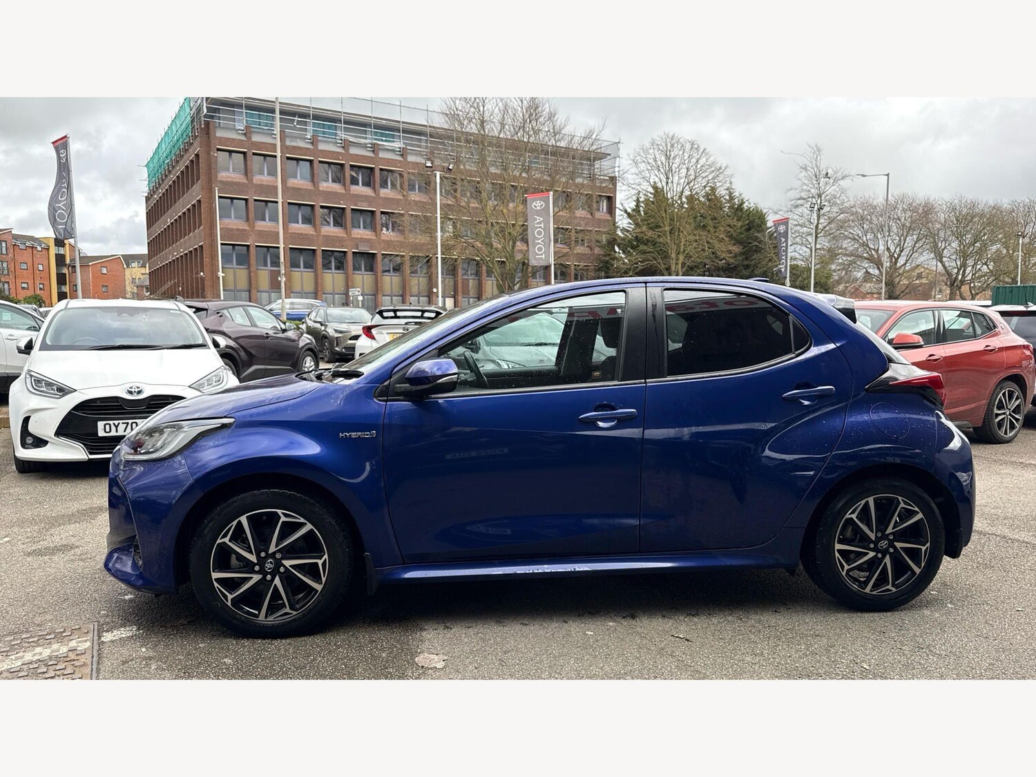 Used Toyota Yaris for sale - 77723127: Photo 19