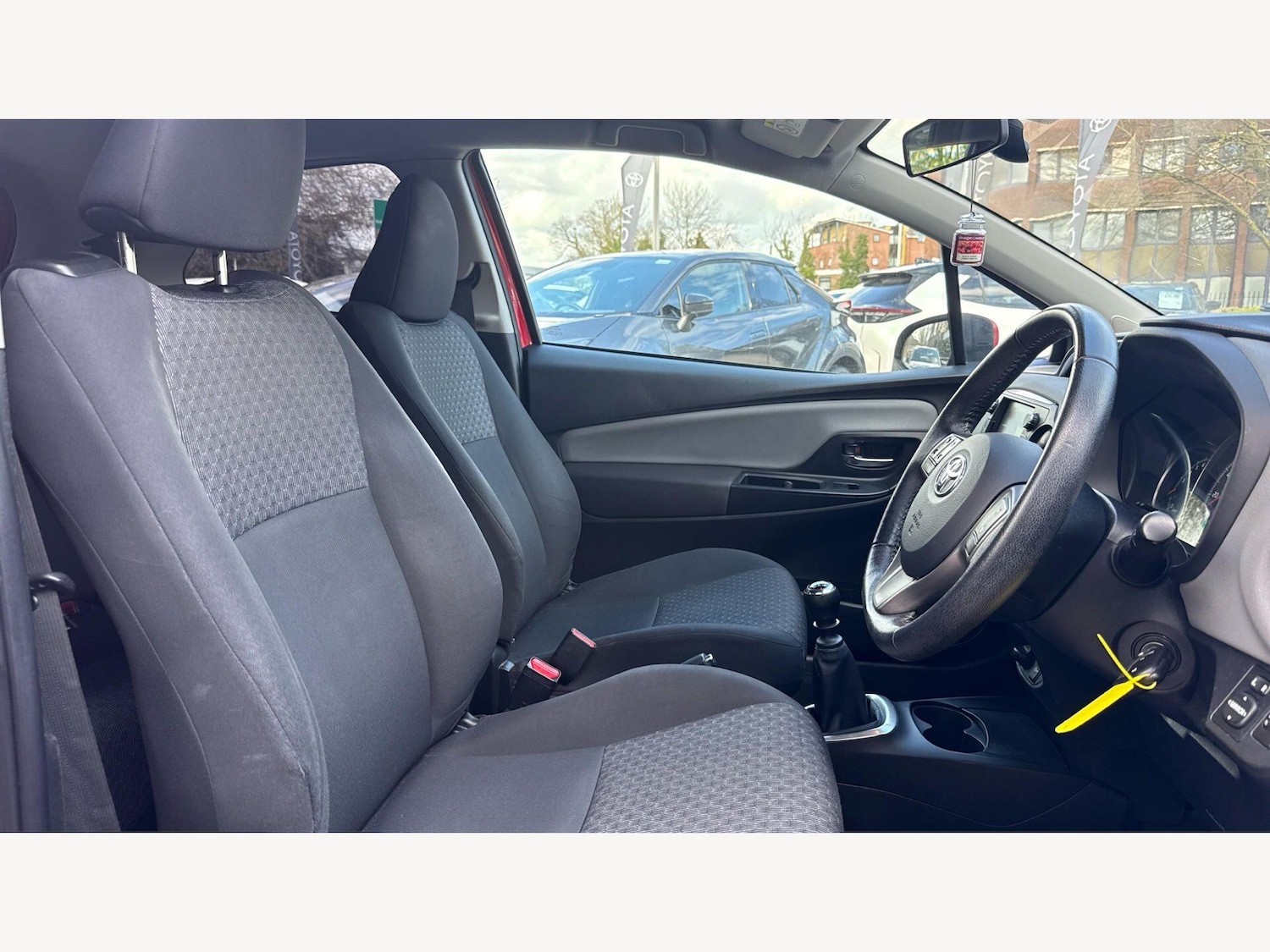 Used Toyota Yaris 2015 for sale - 78203808: Photo 13