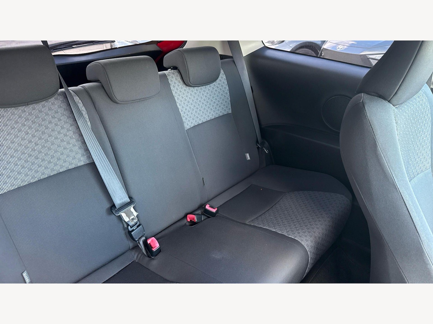 Used Toyota Yaris 2015 for sale - 78203808: Photo 14