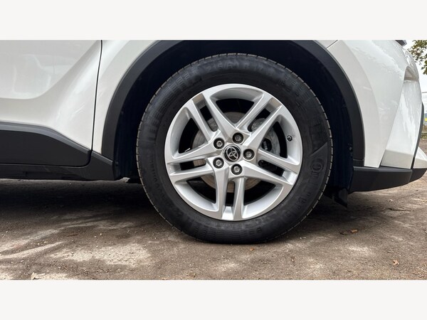 Used Toyota C-HR 2023 for sale - 76326675: Photo 20