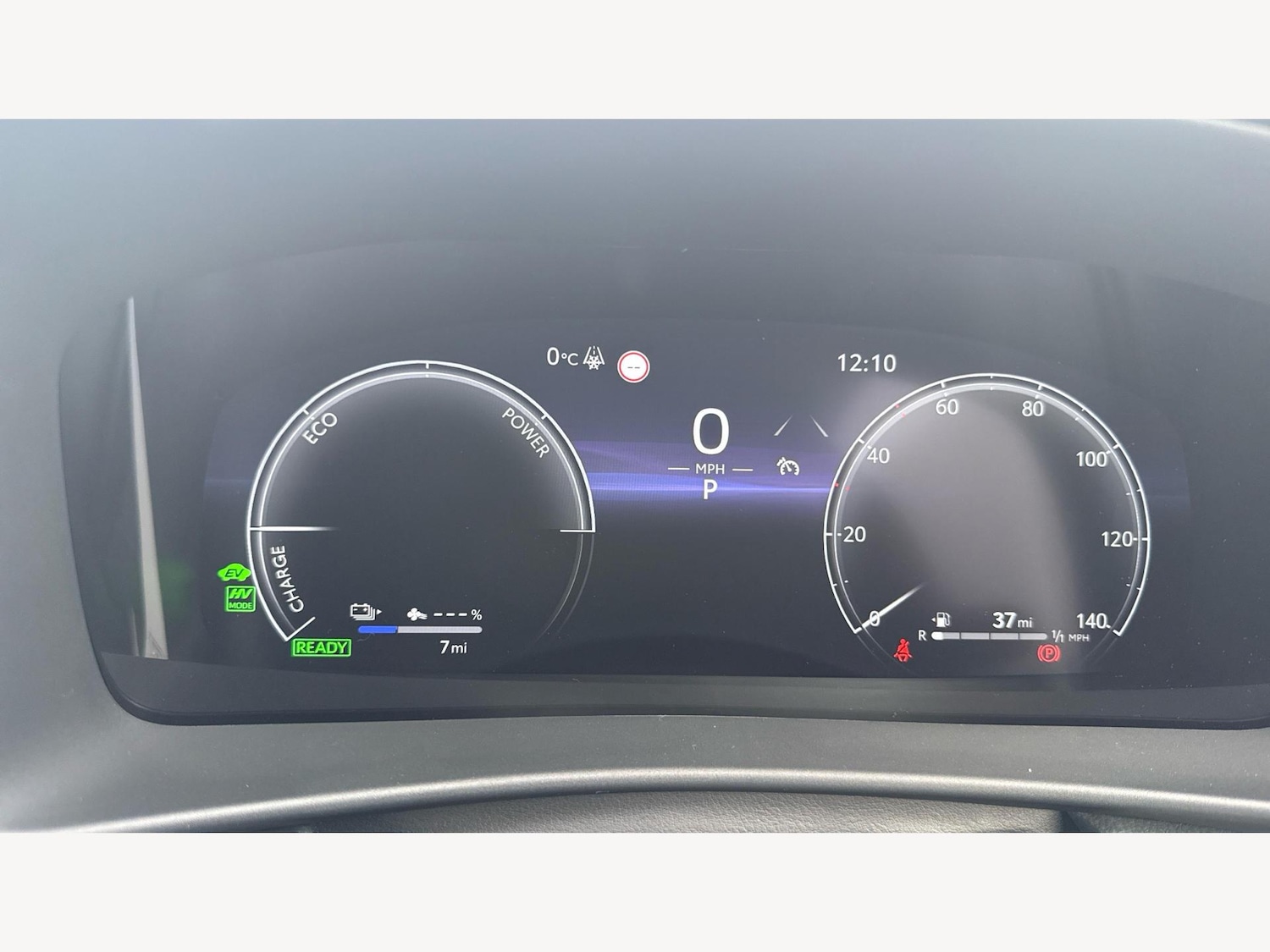 Used Toyota C-HR 2025 for sale - 77090942: Photo 11