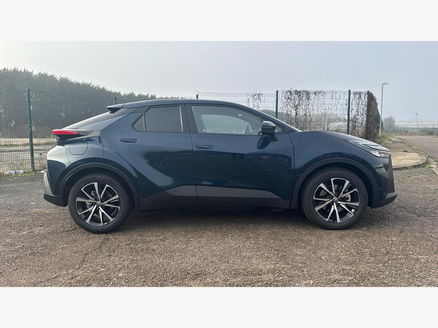 Used Toyota C-HR 2025 for sale - 77090942: Photo 18