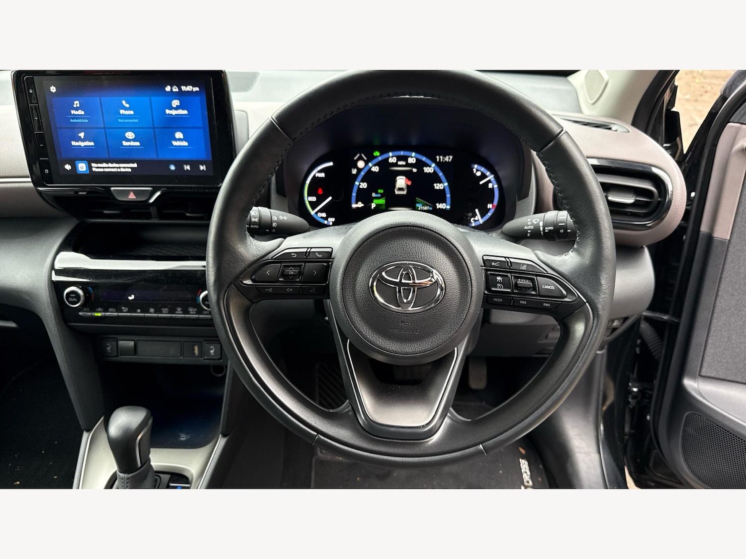 Used Toyota Yaris Cross 2023 for sale - 76441313: Photo 10