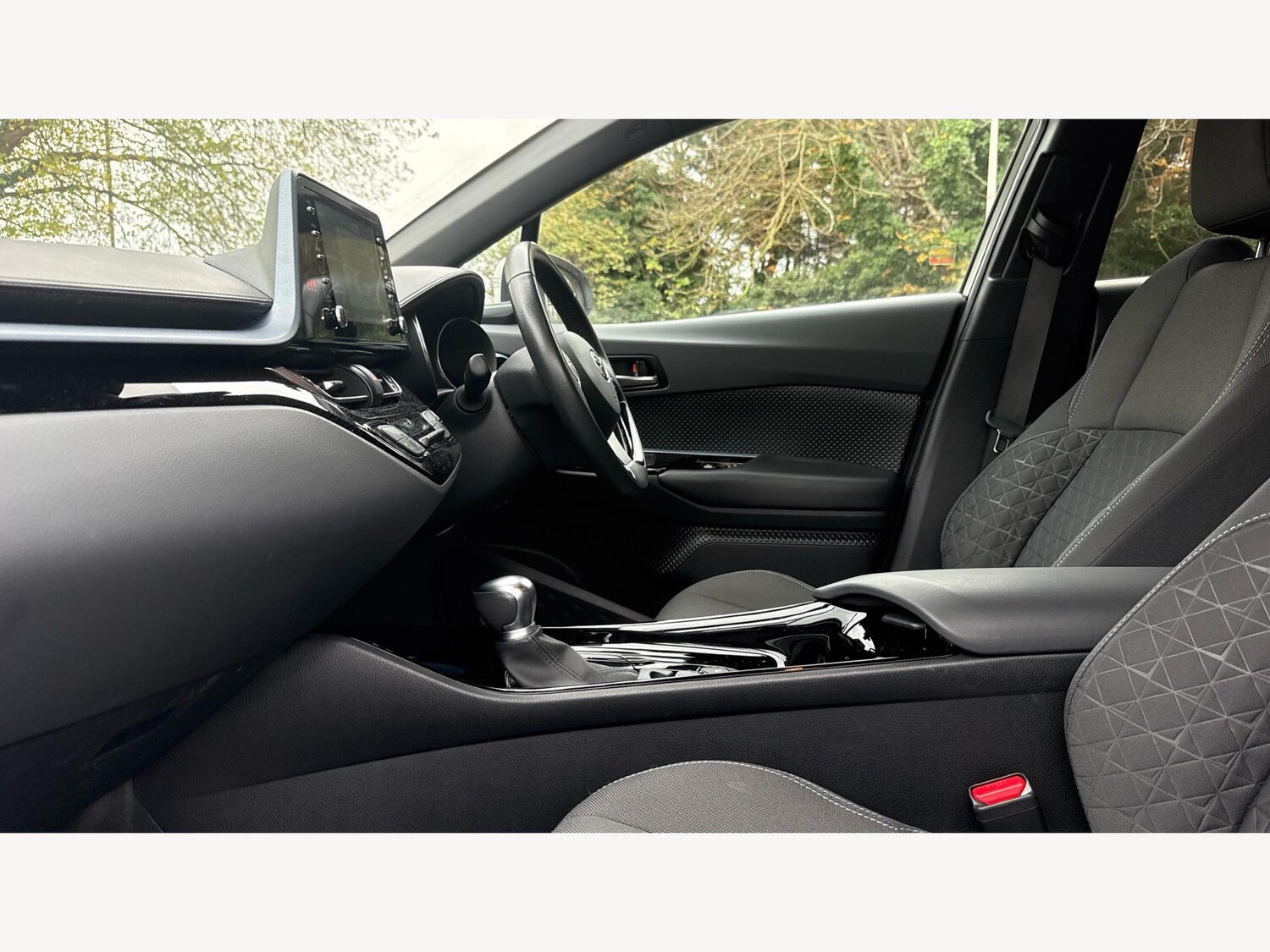 Used Toyota C-HR 2020 for sale - 76620112: Photo 12