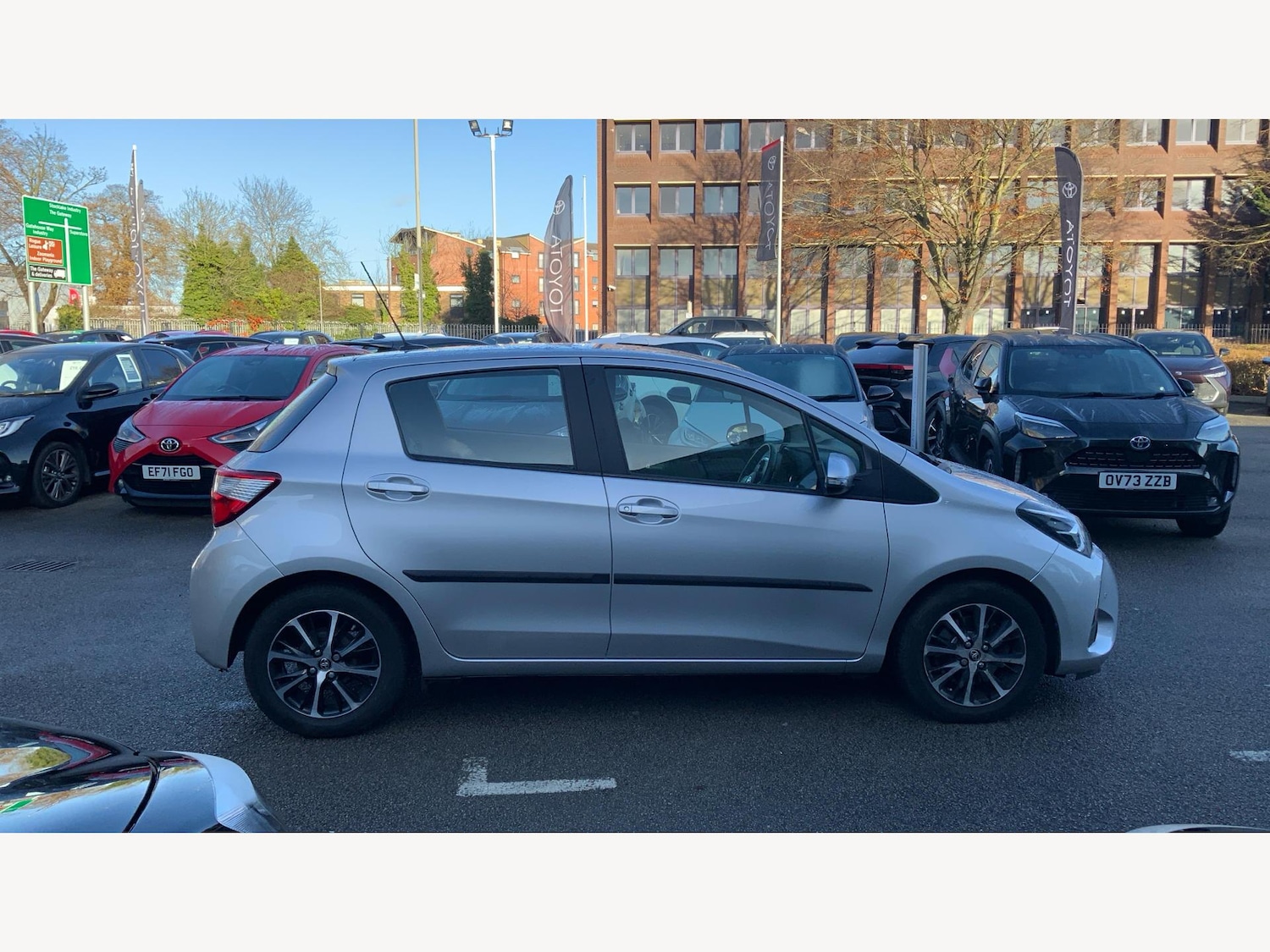 Used Toyota Yaris 2017 for sale - 76771677: Photo 18