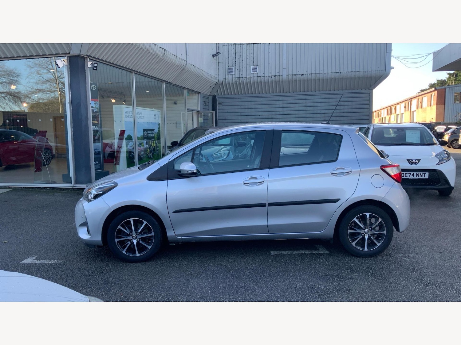 Used Toyota Yaris 2017 for sale - 76771677: Photo 19