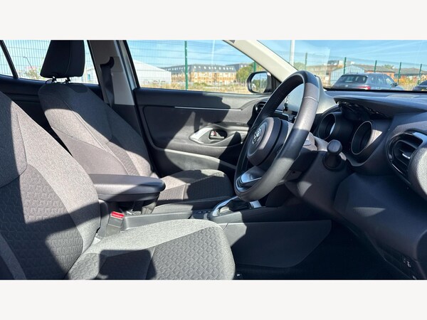 Used Toyota Yaris Cross 2024 for sale - 76189087: Photo 13