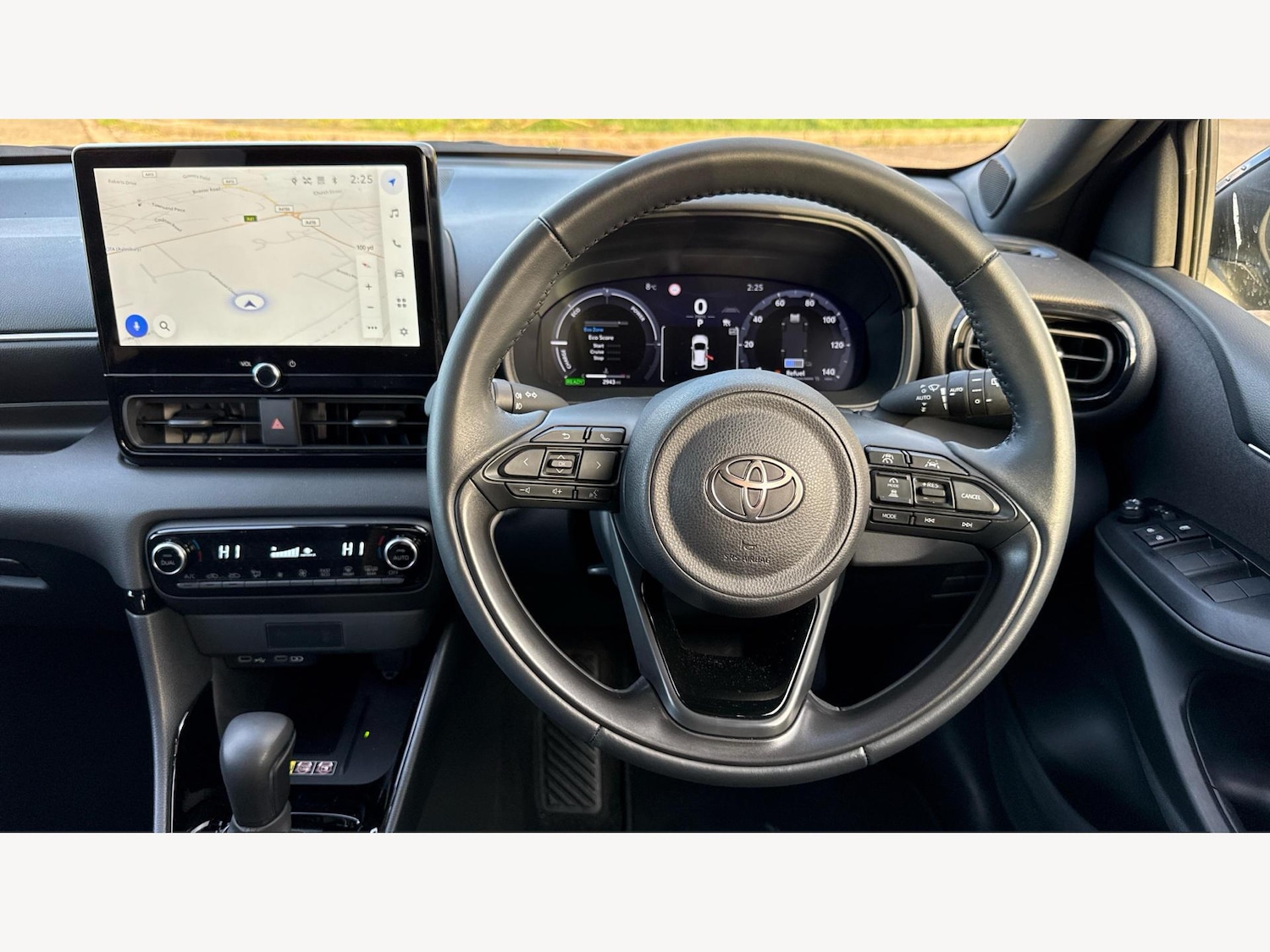 Used Toyota Yaris 2024 for sale - 77143069: Photo 8