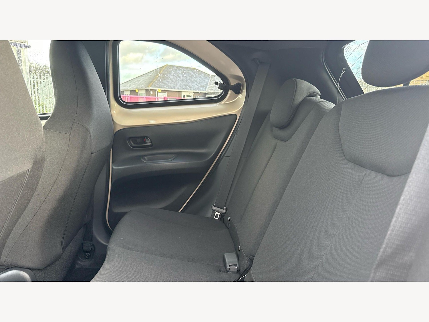 Used Toyota Aygo X 2024 for sale - 77633984: Photo 15