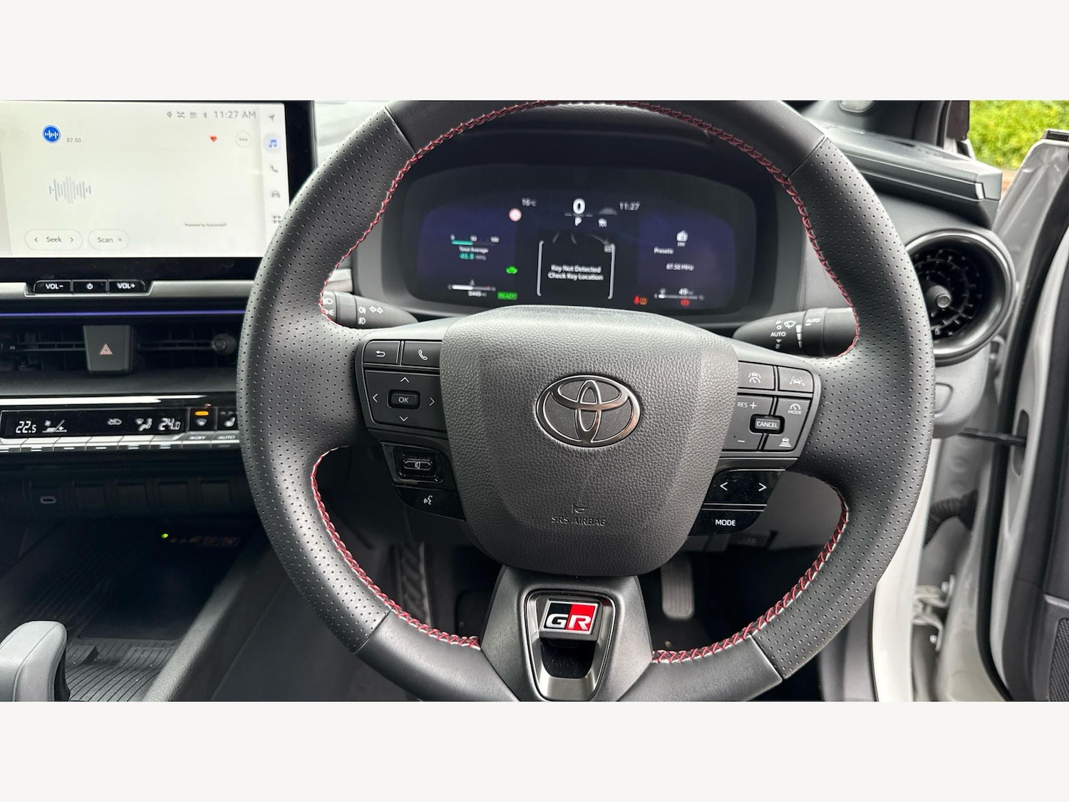 Used Toyota C-HR 2024 for sale - 76456740: Photo 10