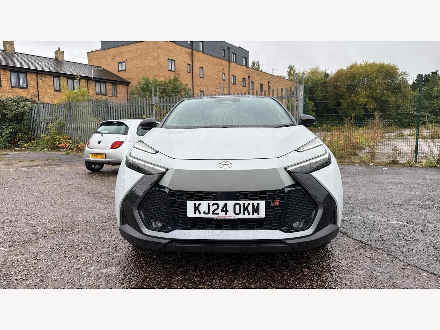 Used Toyota C-HR 2024 for sale - 76456740: Photo 17