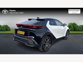 Used Toyota C-HR 2024 for sale - 77574638: Photo