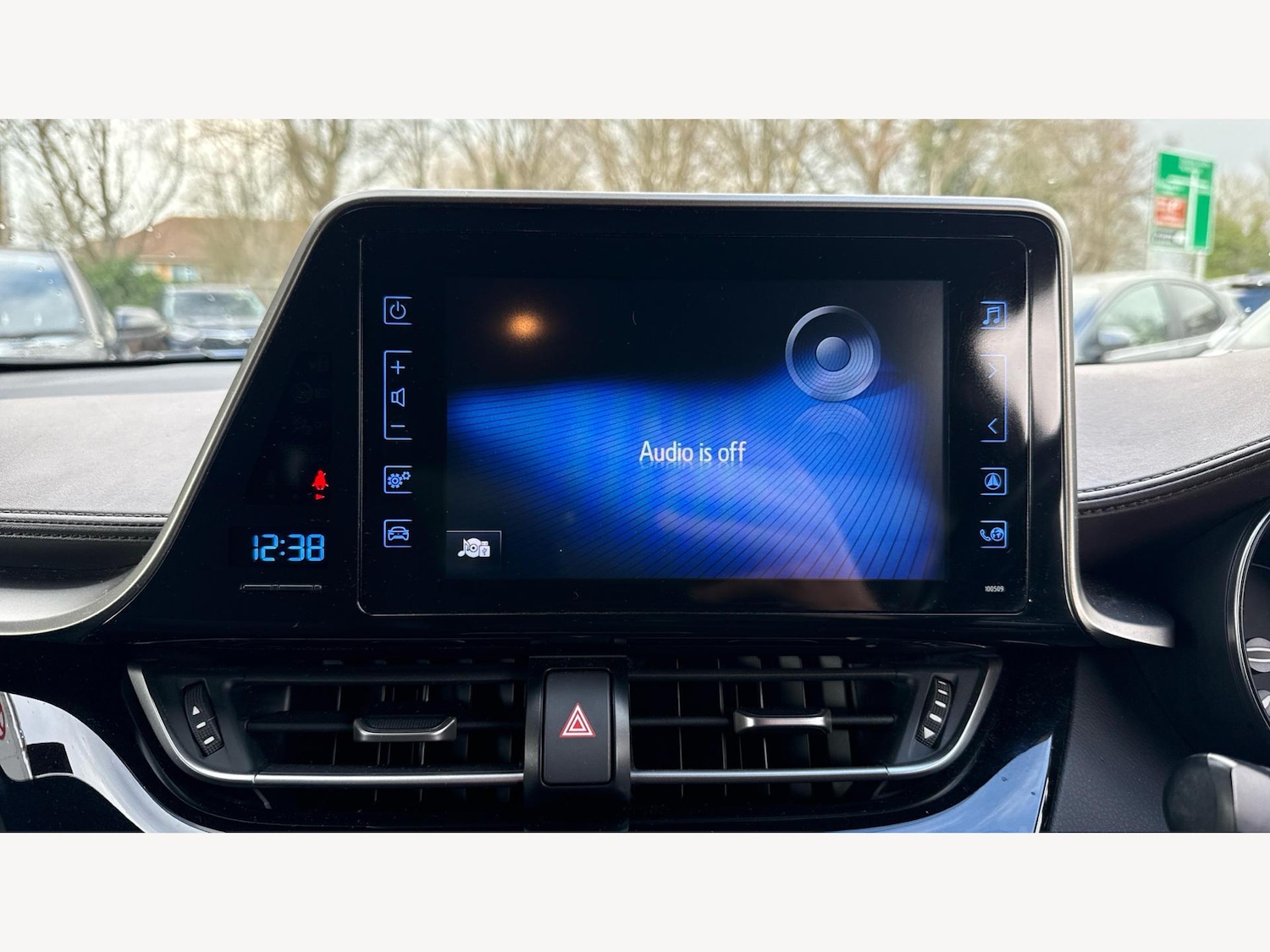 Used Toyota C-HR 2018 for sale - 77467891: Photo 9