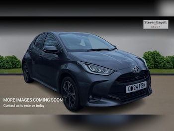 Used Toyota Yaris 2024 for sale - 77331789: Photo