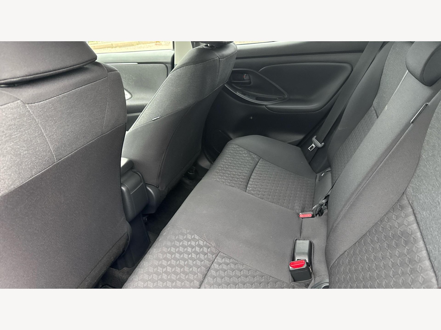Used Toyota Yaris 2022 for sale - 76398365: Photo 15