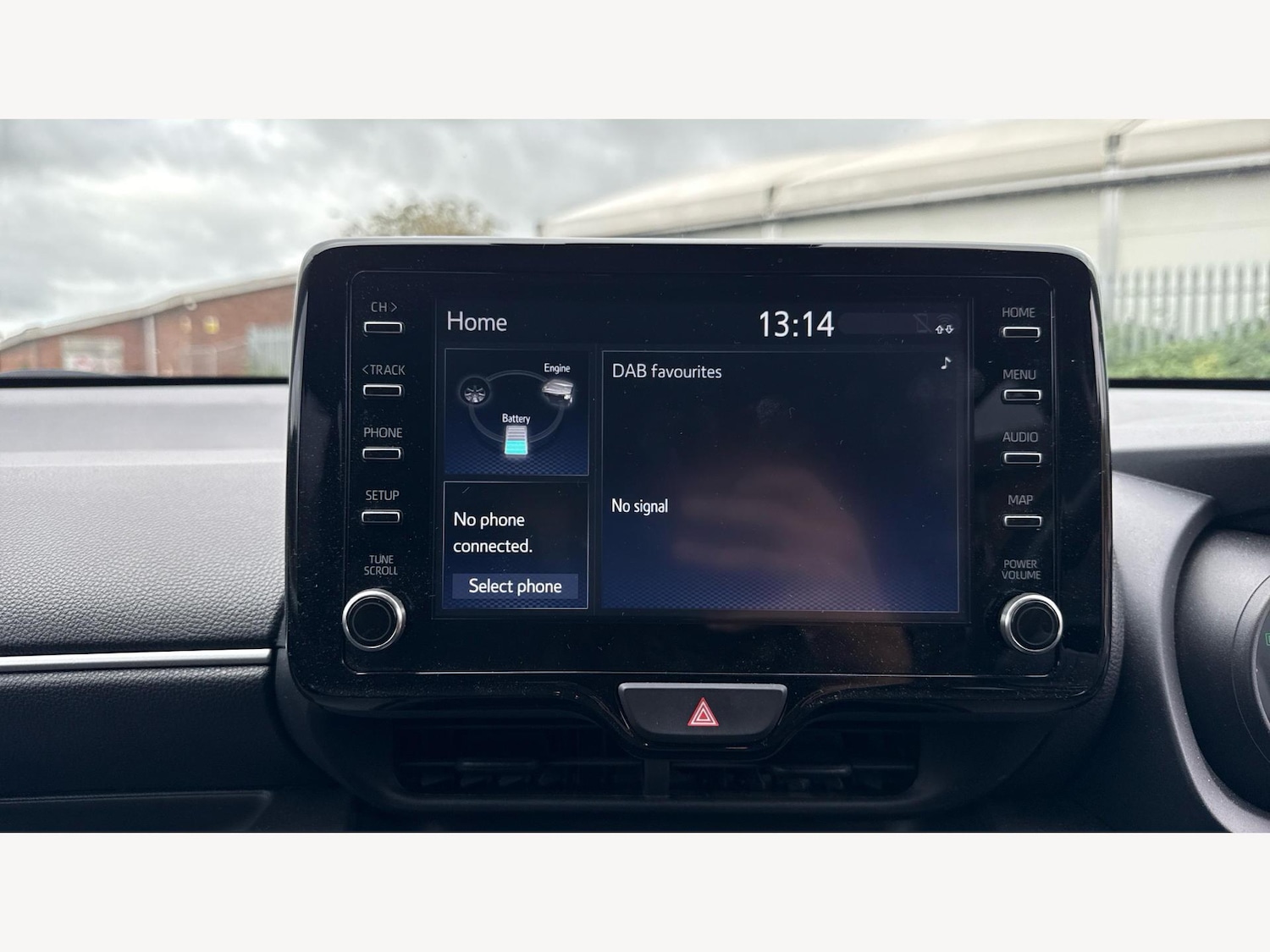 Used Toyota Yaris 2022 for sale - 76398365: Photo 9