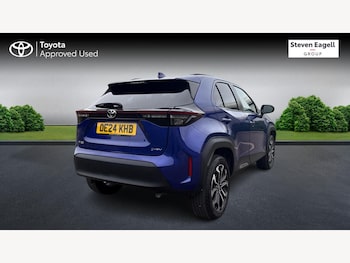 Used Toyota Yaris Cross 2024 for sale - 76326043: Photo 2