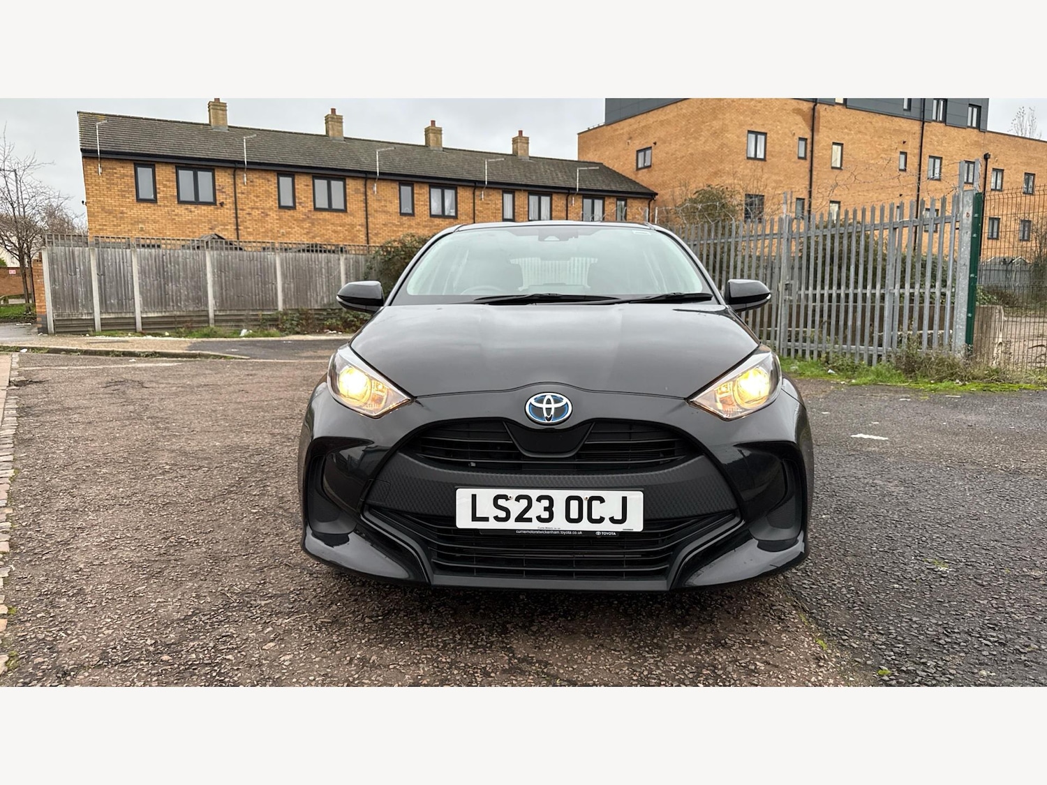 Used Toyota Yaris 2023 for sale - 77290706: Photo 17
