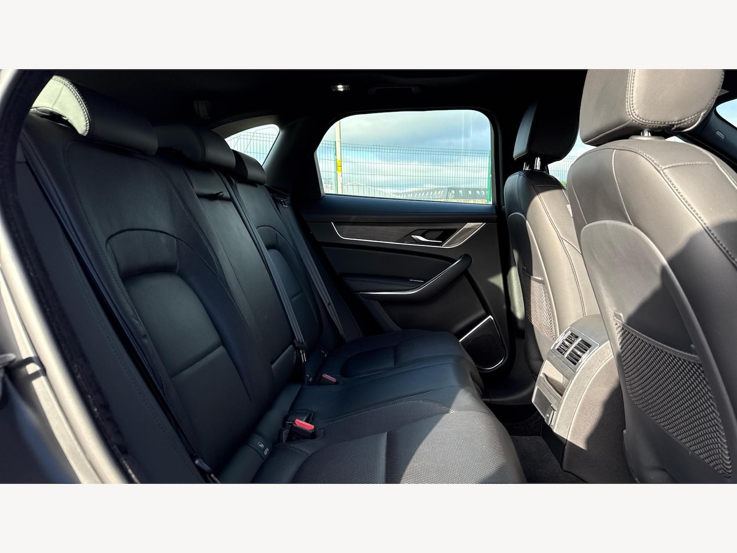 Used Jaguar F-Pace 2021 for sale - 77768783: Photo 14