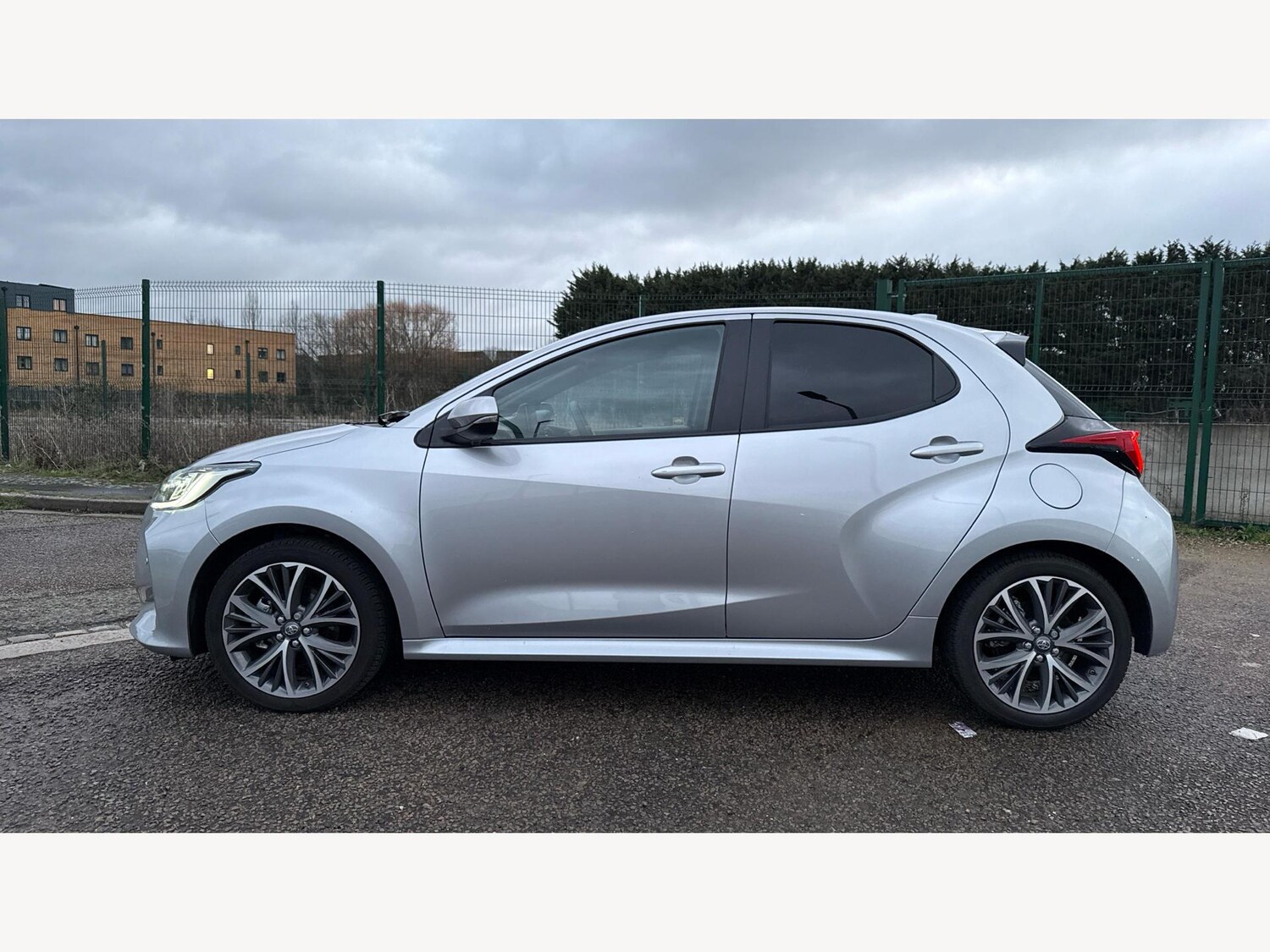 Used Toyota Yaris for sale - 77957119: Photo 19