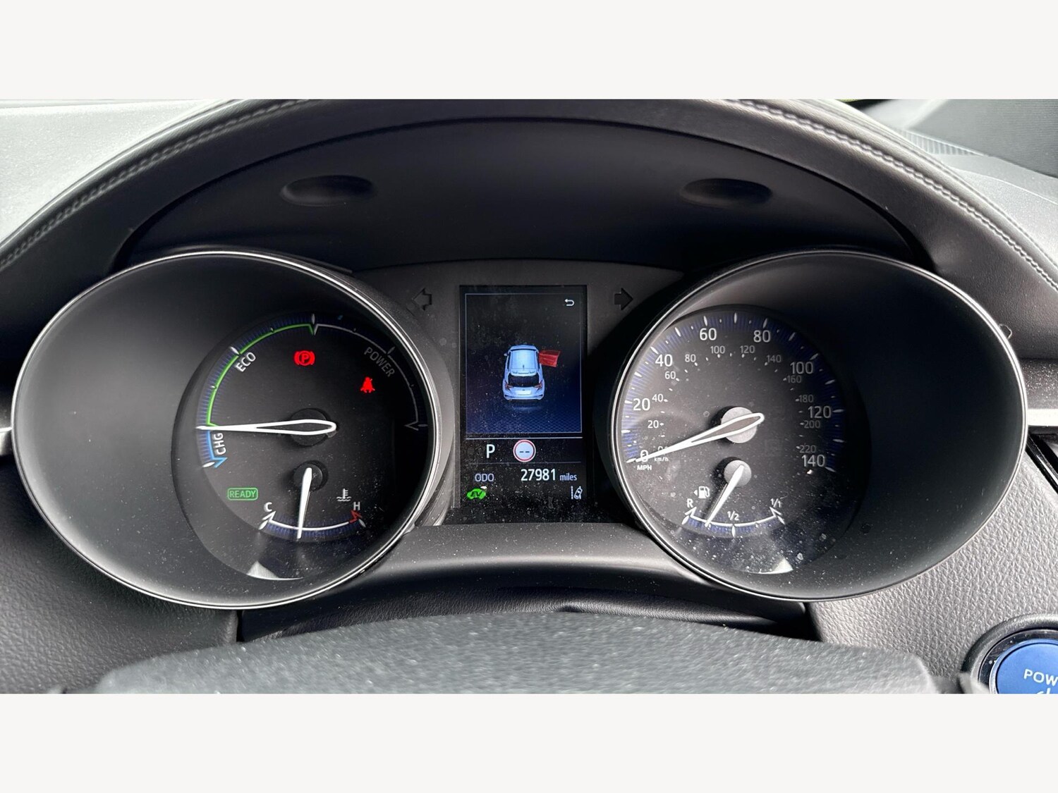 Used Toyota C-HR 2023 for sale - 77074619: Photo 11