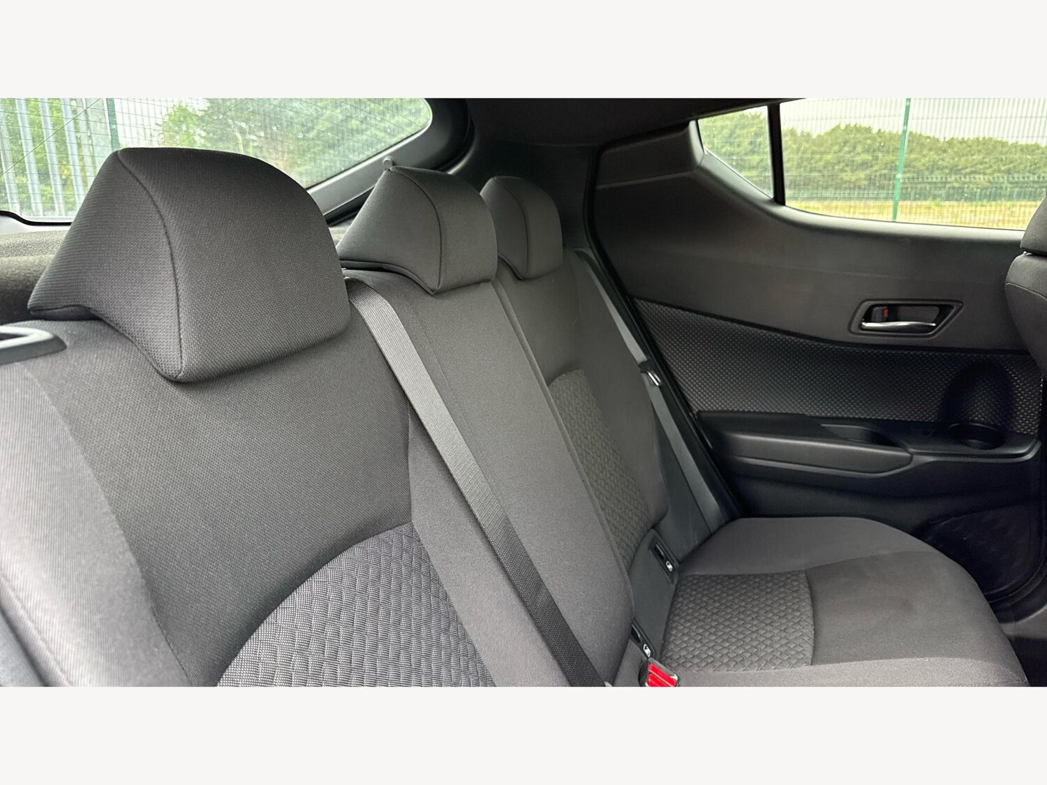 Used Toyota C-HR 2023 for sale - 77074619: Photo 14