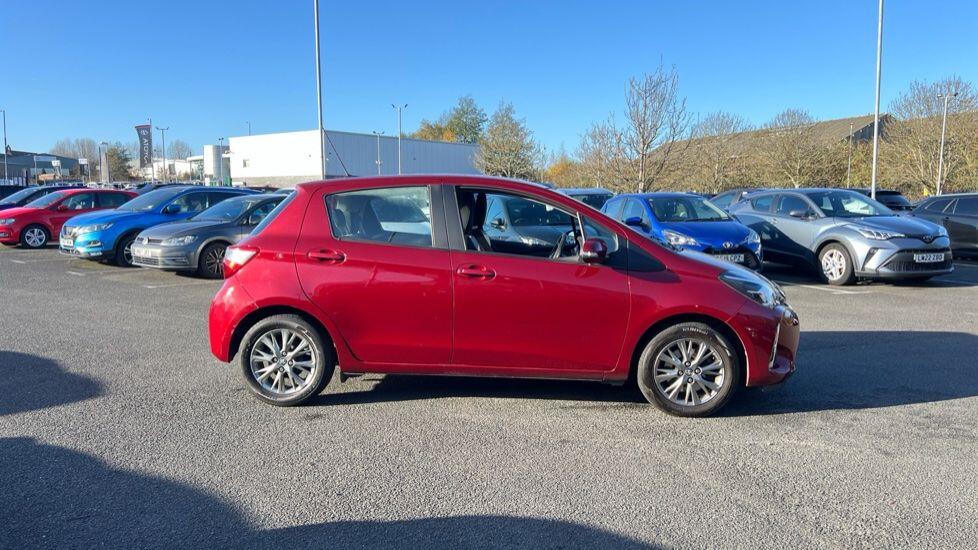 Used Toyota Yaris 2019 for sale - 76912852: Photo 16