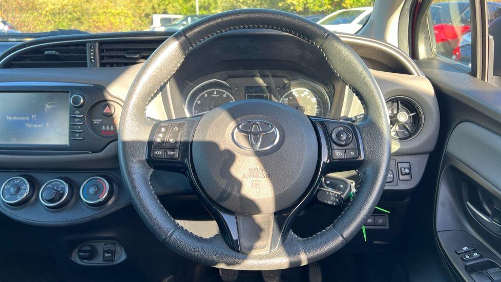 Used Toyota Yaris 2019 for sale - 76912852: Photo 8
