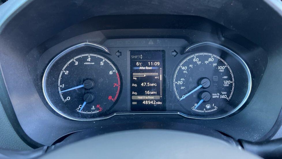 Used Toyota Yaris 2019 for sale - 76912852: Photo 9