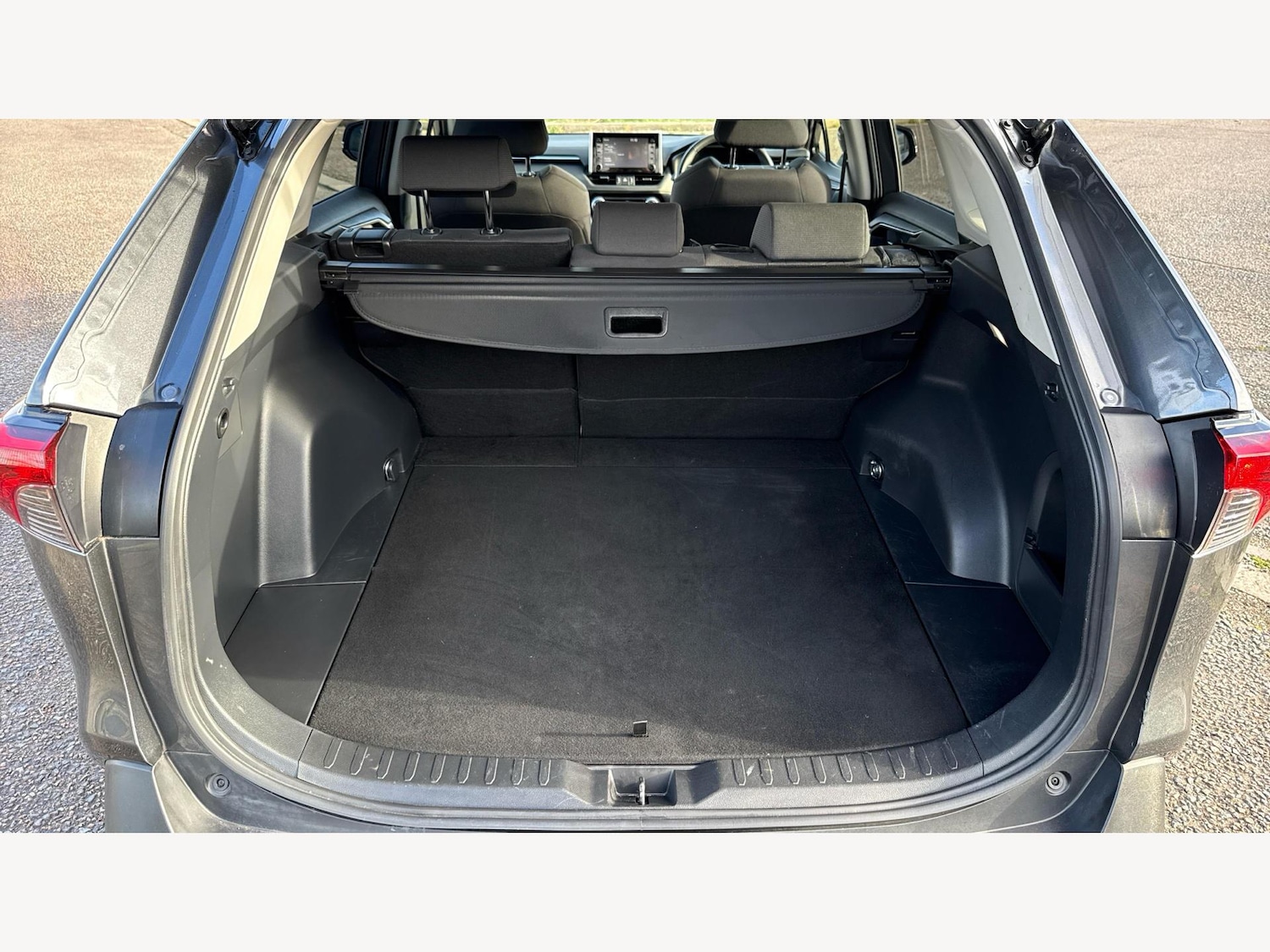 Used Toyota RAV4 2022 for sale - 76849646: Photo 16