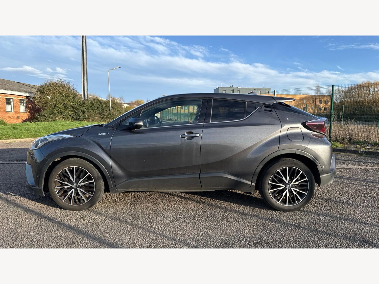 Used Toyota C-HR for sale - 77908748: Photo 19