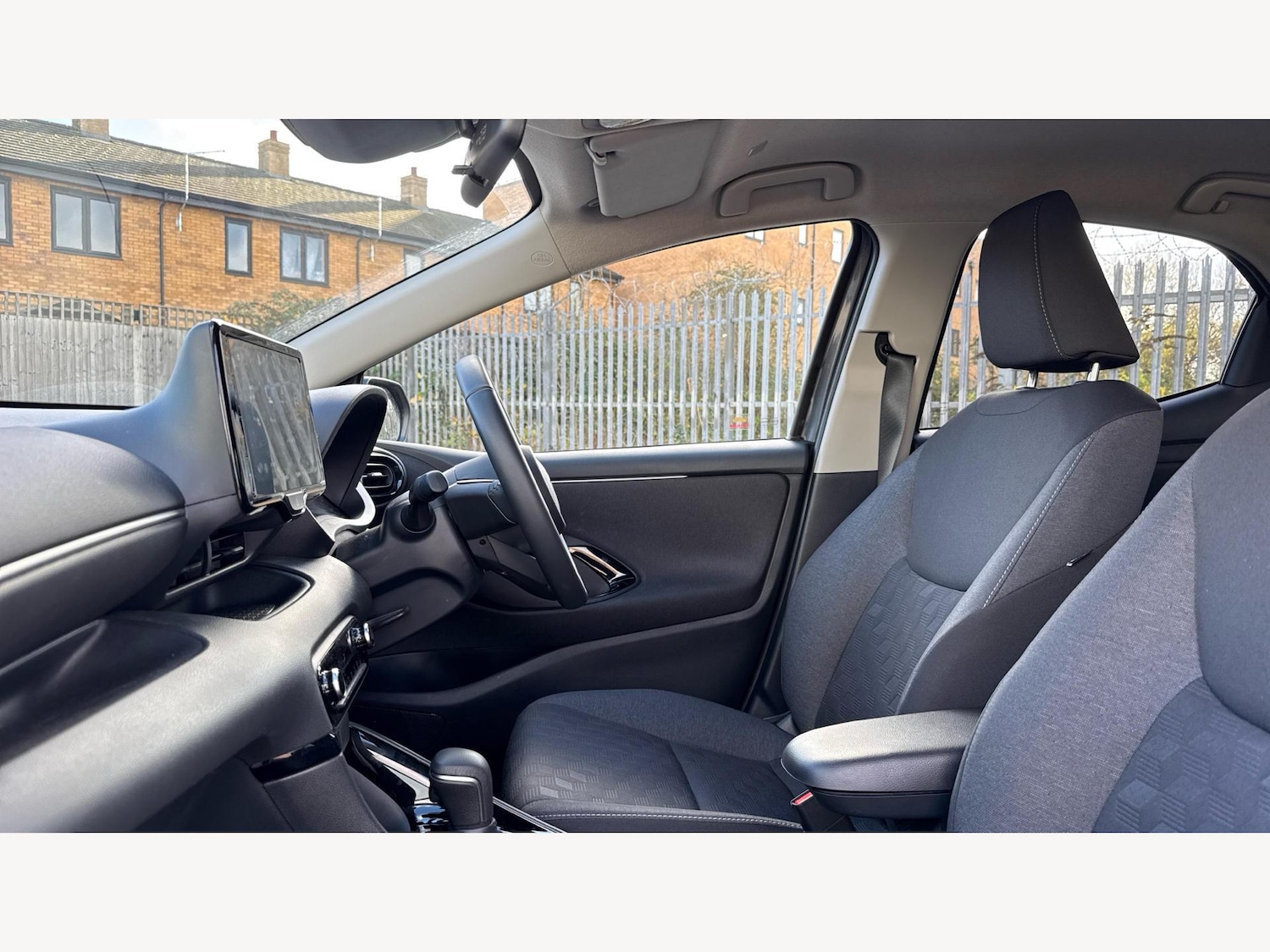 Used Toyota Yaris 2025 for sale - 76584786: Photo 12