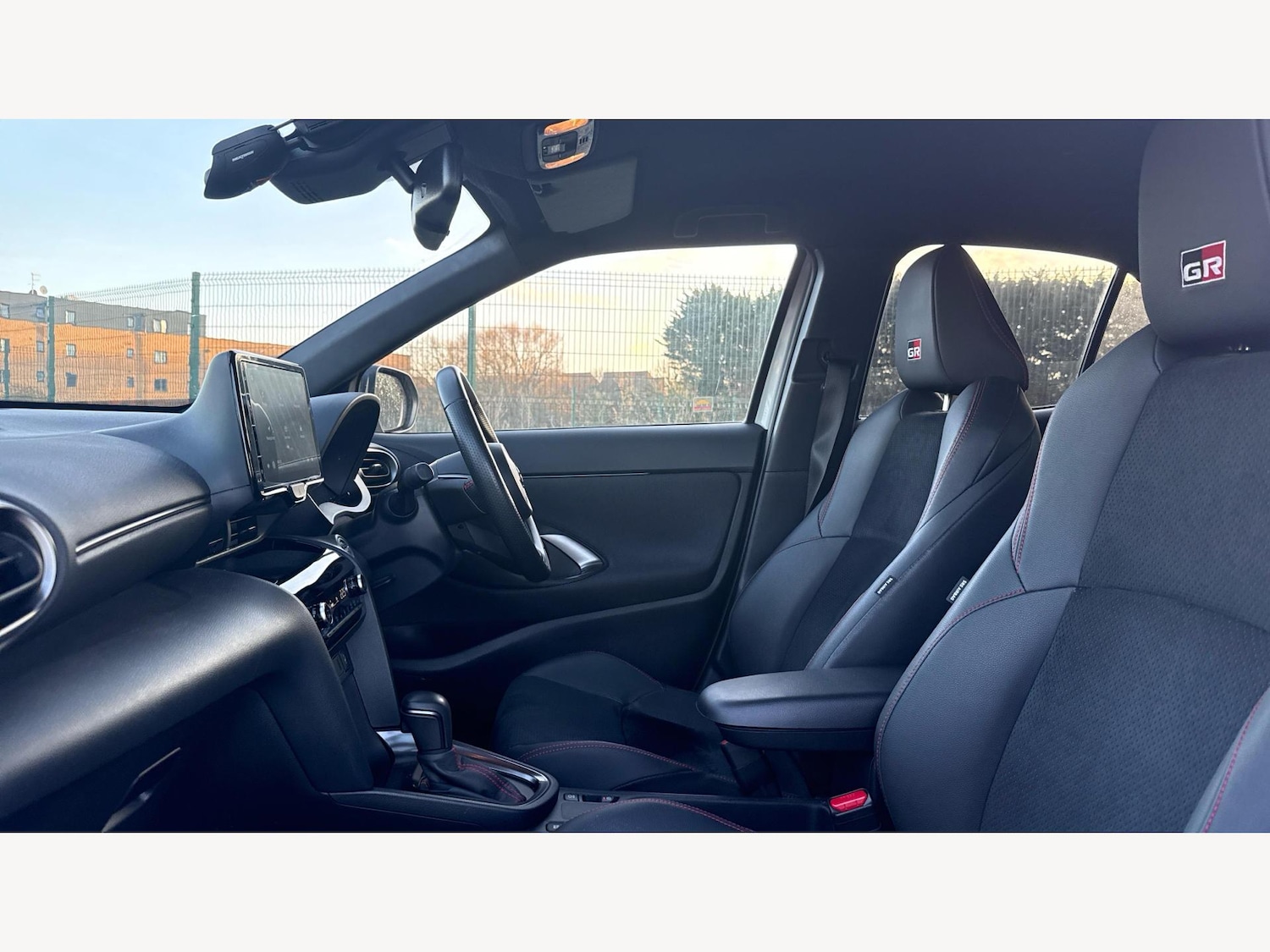 Used Toyota Yaris Cross 2023 for sale - 77144335: Photo 12