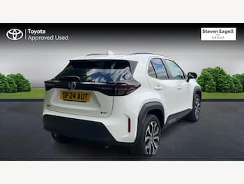 Used Toyota Yaris Cross 2024 for sale - 79484310: Photo