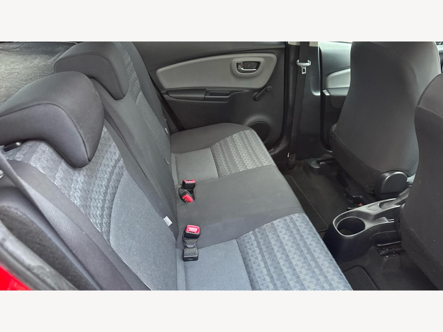 Used Toyota Yaris 2016 for sale - 76561205: Photo 14