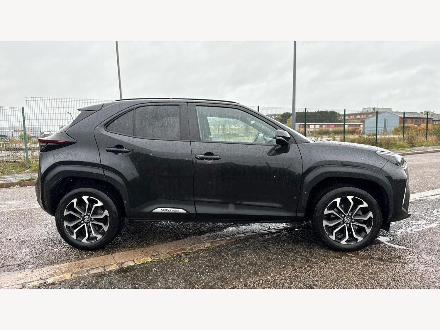 Used Toyota Yaris Cross 2024 for sale - 76457088: Photo 18